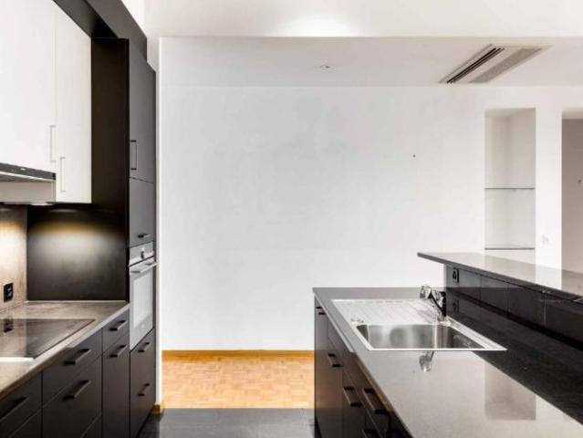 Charaktervolle Wohnung unweit der Quais