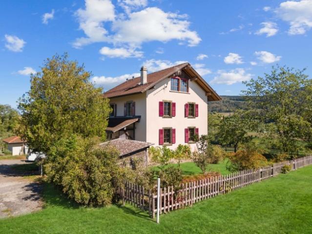 Charaktervolles Haus – Direkt am Golfplatz von Lavaux