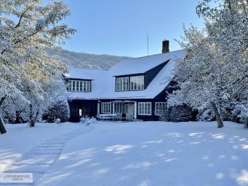 Haus for sale in 2393