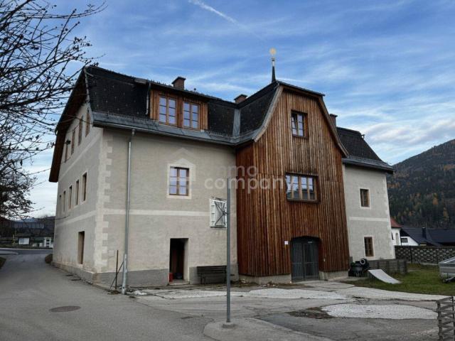 Charakterstark & bezugsfertig: Historisches Herrenhaus mit Raum zur Entfaltung
