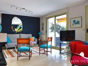 CHARBONNIERES LES BAINS COUP DE CŒUR APPARTEMENT 110 M2 AVEC GRANDE TERRASSE ET BELLES PRESTATIONS AU 1er ET