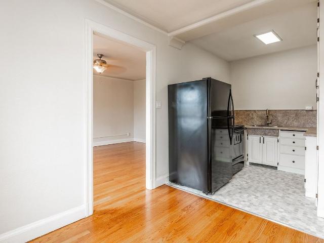 Charbern Apartments, where timeless architecture meets comfortable city living. Studio Apartment for Rent at 1705 Belmont Ave, Seattle, WA 98122 Broadway