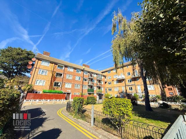 Chardmore Road, Hackney N16, 1 bed flat to rent, £1,750 pcm | PrimeLocation