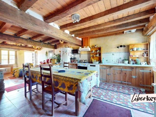 CHARDONNAY 71700 MAISON EN PIERRE 101.5 M² Habitable COMBLES CAVES ATELIER JARDIN