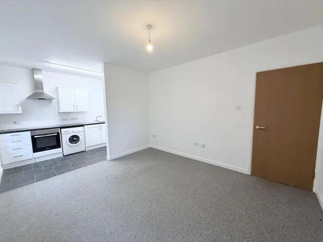 Chardlace walk, Nottingham, NG1