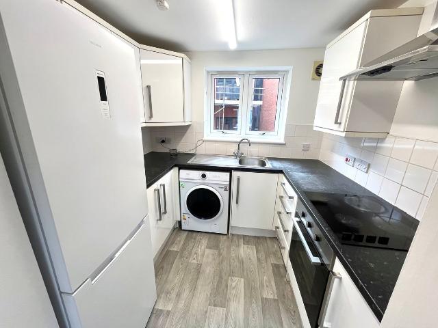 Chardlace Walk, Nottingham NG1, 1 bed flat to rent, £805 pcm | PrimeLocation