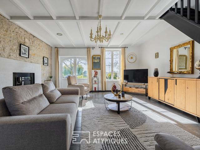 Charentaise de caractère aux espaces généreux et multiples p. 335m² Jonzac