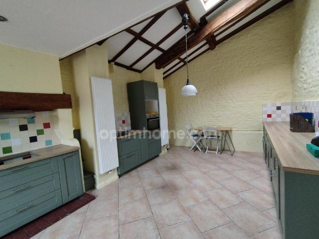 CHARENTE/AIGRE. Maison en pierre rénovée, 3 chambres poss 4 avec jardin clos 1169 m² gite ou chambres d'hôtes