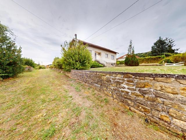 CHARENCY VEZIN 54 MAISON FAMILIALE DE 128 M² – 4 CHAMBRES – TERRAIN ARBORÉ DE 3 573 M² – NOMBREUSES ANNEXES