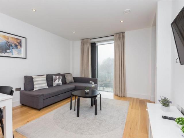 Charismatic 1 bedroom apartment in Notting Hill Has an Apartment