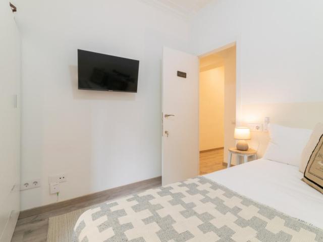 Charismatic double bedroom in the La Sagrada Familia neighbourhood