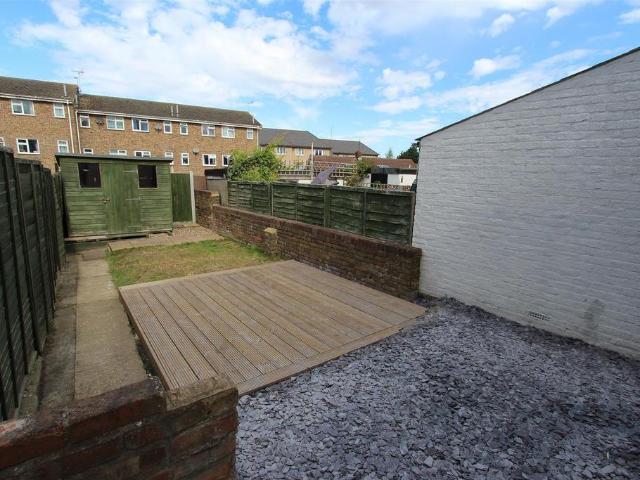 Charlotte Street, Sittingbourne, Kent 2 bed end of terrace house to rent £1,250 pcm £288 pw