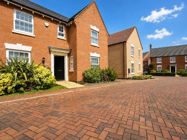 Charlotte Way, Netherton, Peterborough PE3, 4 bed detached house to rent, £1,450 pcm | PrimeLocation