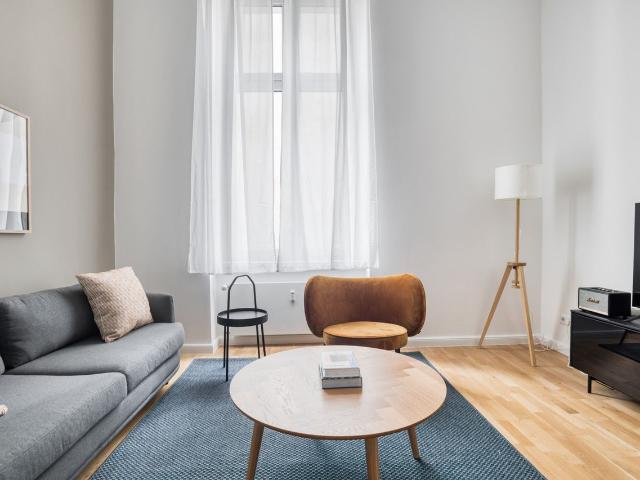 Charlottenburg 1br nr KaDeWe, Berlin Amsterdam Apartments for Rent