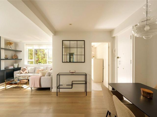 Charlbert Court, St Johns Wood, London NW8, 2 bed flat to rent, £3,000 pcm | PrimeLocation