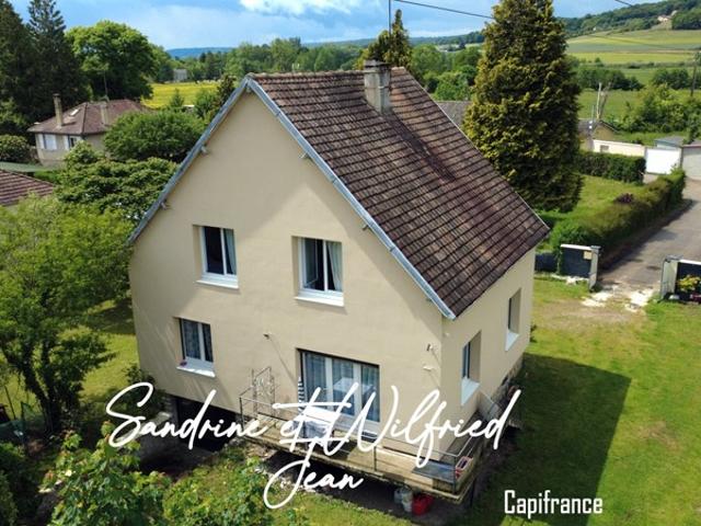 CHARLEVAL 27380 – Maison familiale entièrement rénovée avec sous sol complet, jardin clos et prestations haut de gamme