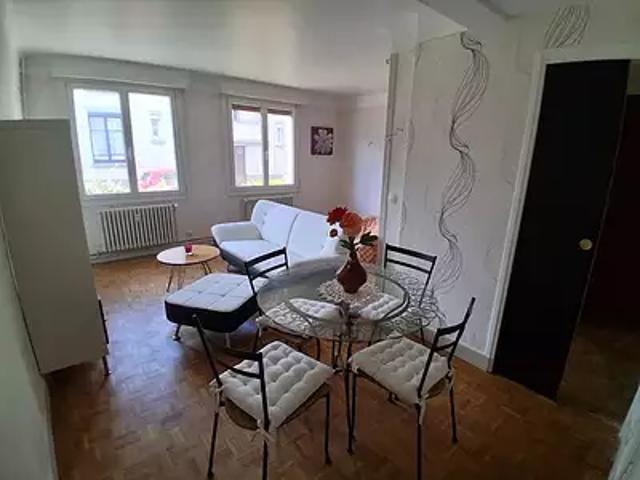 Charleville Mézières 08000 Achat / Vente appartement 2 pièces t2 au dernier étage cave