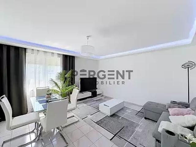 Charleville Mézières 08000 Achat / Vente appartement 3 pièces t3 au dernier étage garage