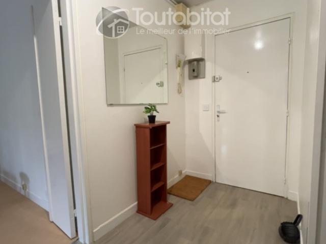 CHARLEVILLE MÉZIÈRES – APPARTEMENT MEUBLÉ AVEC BALCON – 53 M²