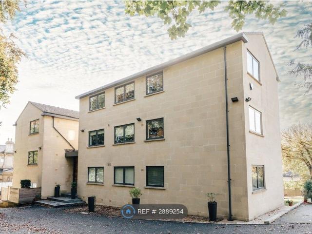 Charlecote, Bath BA1, 2 bed flat to rent, £2,500 pcm | PrimeLocation
