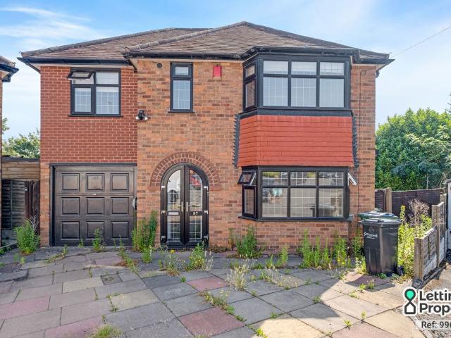 Charlemont Avenue, West Bromwich, West Midlands B71, 4 bed detached house to rent, £1,600 pcm | PrimeLocation