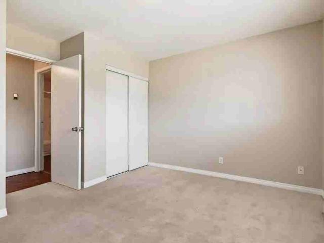 Charles Manor 1 Bedroom Apartment for Rent at 10829 113 St Nw, Edmonton, AB T5H 3J1 Queen Mary Park