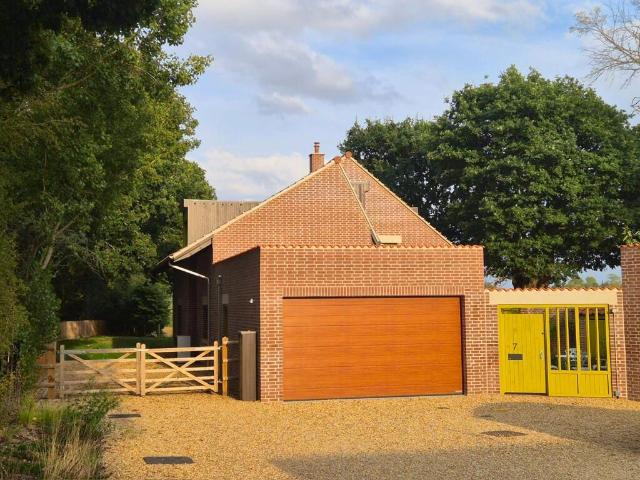 Charles Moore Place, Felsted CM6, 4 bed detached house to rent, £3,250 pcm | PrimeLocation