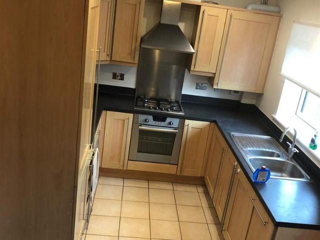 Charles Church Walk, Ilford IG1 3 bed terraced house to rent £2,500 pcm £577 pw
