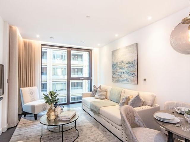 Charles Clowes Walk, London SW11, 2 bed flat to rent, £4,593 pcm | PrimeLocation