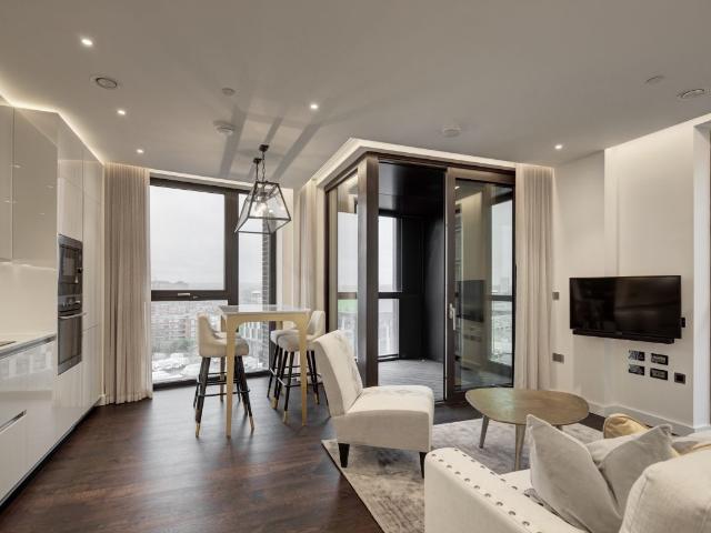 Charles Clowes Walk, London SW11, 2 bed flat to rent, £5,352 pcm | PrimeLocation