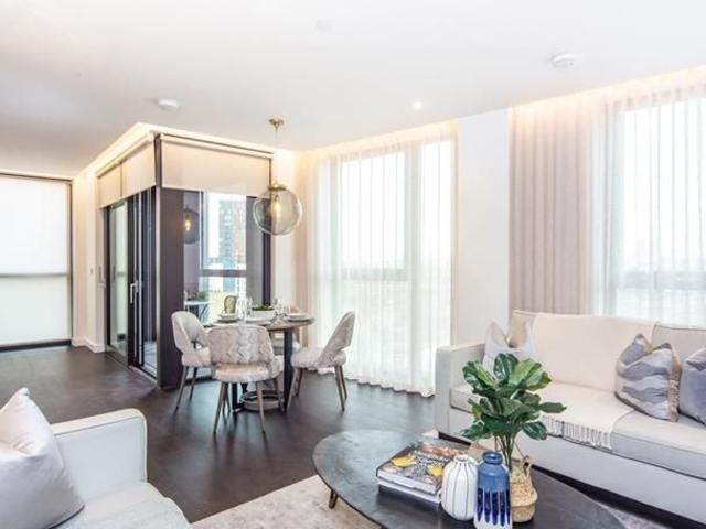 Charles Clowes Walk, London SW11, 2 bed flat to rent, £5,352 pcm | PrimeLocation