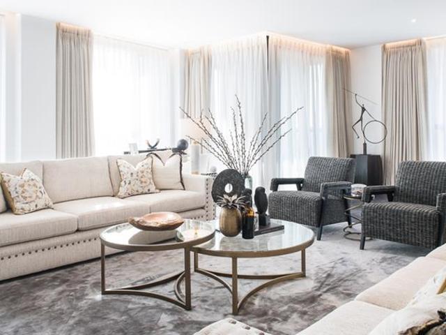 Charles Clowes Walk, London SW11 3 bed flat to rent £11,418 pcm £2,635 pw