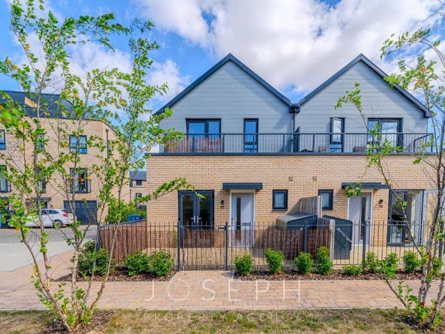 Charles English Close, Ipswich, IP1 2 bed terraced house to rent £1,560 pcm £360 pw