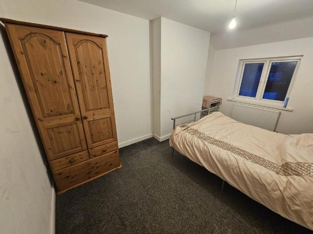 Charles Foster Street, Wednesbury WS10 1 bed in a house share to rent £500 pcm £115 pw