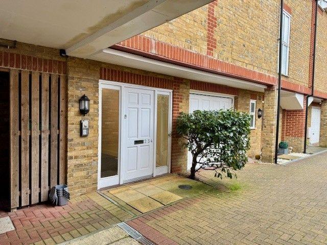 Charles Street, Tunbridge Wells TN4, 2 bed flat to rent, £1,500 pcm | PrimeLocation