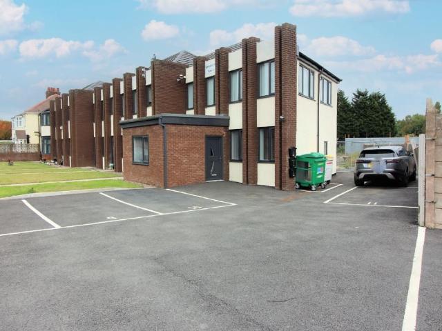 Charles Street, Willenhall 1 bed flat to rent £650 pcm £150 pw