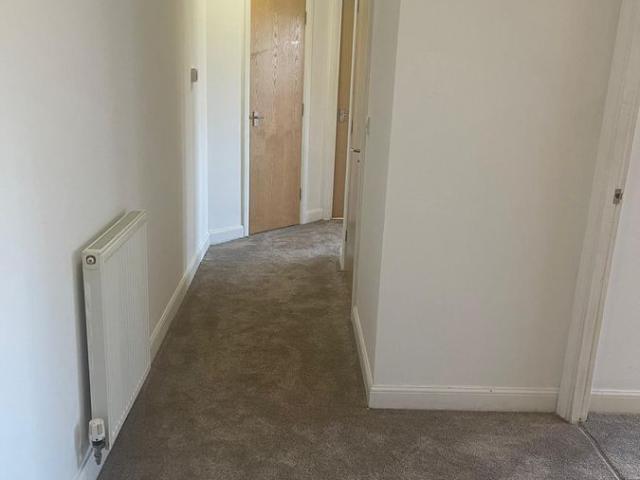 Charles Street, Greenhithe, Kent DA9, 2 bed flat to rent, £1,400 pcm | PrimeLocation
