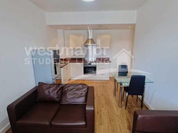 Charles Street, Leicester LE1 2 bed apartment to rent £1,050 pcm £242 pw