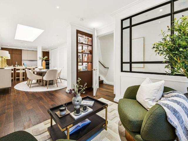 Charles Street, London W1J, 3 bed flat to rent, £27,083 pcm | PrimeLocation