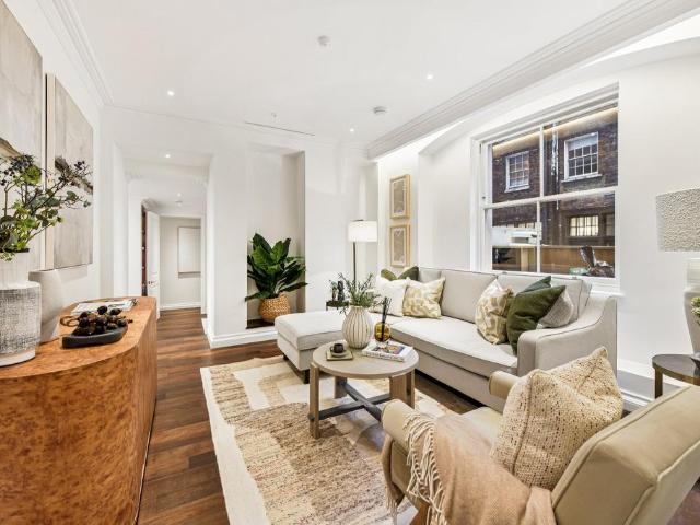 Charles Street, London W1J 3 bed house to rent £27,083 pcm £6,250 pw