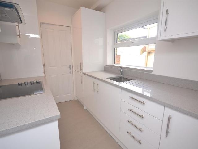 Charles Street, Reading RG1, 1 bed flat to rent, £1,200 pcm | PrimeLocation