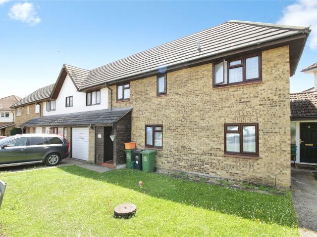 Charleston Avenue, Pitsea, Basildon SS13, 2 bed terraced house to rent, £1,500 pcm | PrimeLocation