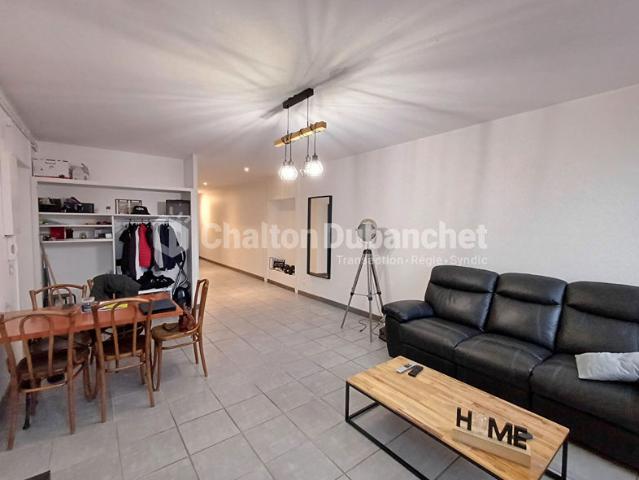 CHARLIEU Appartement meublé 3 pièce s 66.85 m2