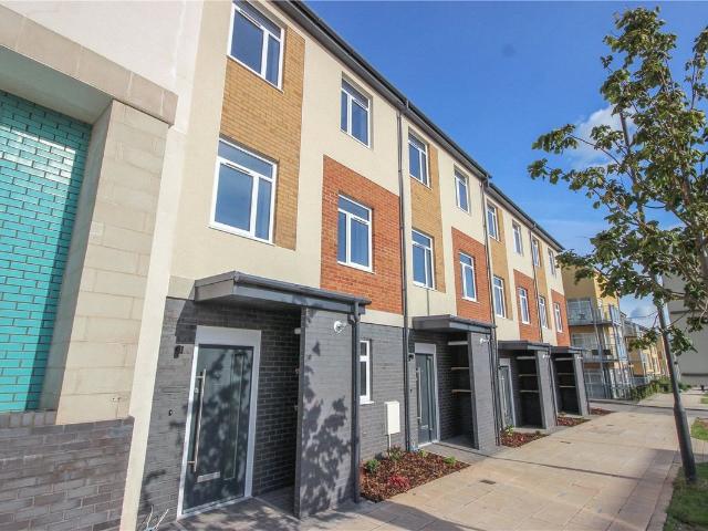 Charlton Boulevard, Charlton Hayes, Bristol BS34, 4 bed shared accommodation to rent, £2,100 pcm | PrimeLocation