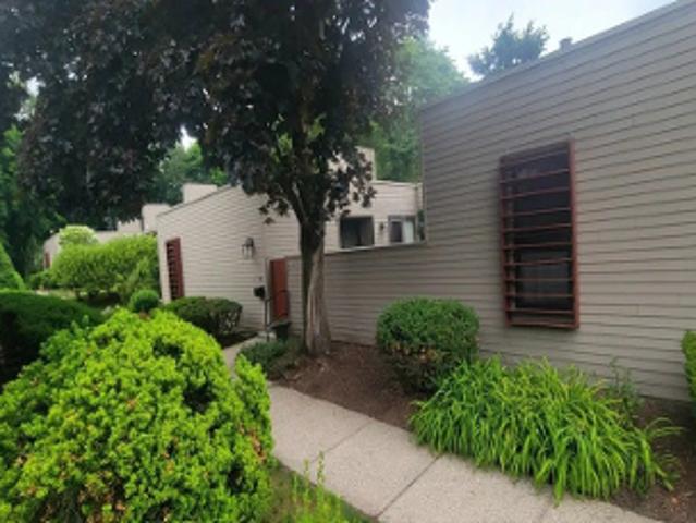 Charlton Hill Rd # 37