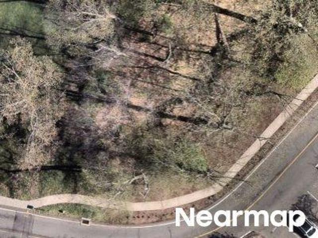 Charlton Hill Rd