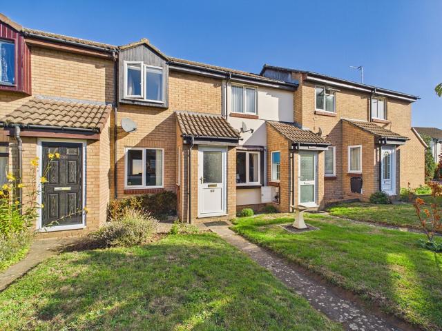 Charlton Park Drive, GL53 7RX Elliot Oliver