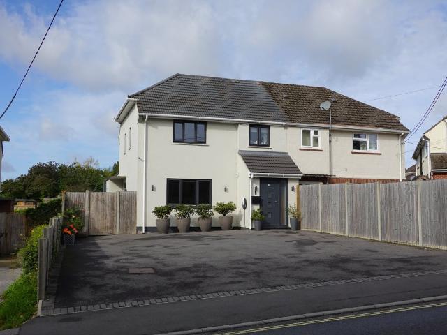 Charlton Road, Andover, Hampshire SP10, 3 bed property to rent, £1,800 pcm | PrimeLocation