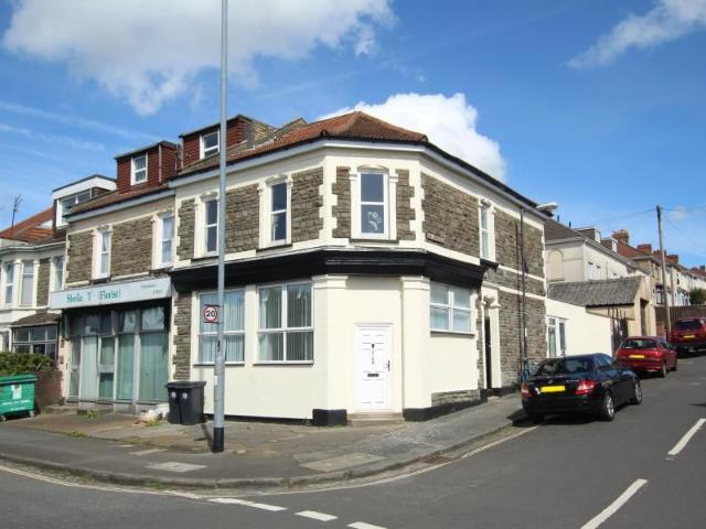 Charlton Road, Kingswood, Bristol BS15, 1 bed flat to rent, £895 pcm | PrimeLocation