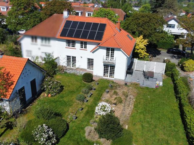 Charm and tranquillity close to the town